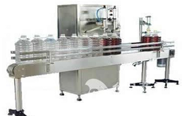 食用油灌裝機越來越專業(yè)！