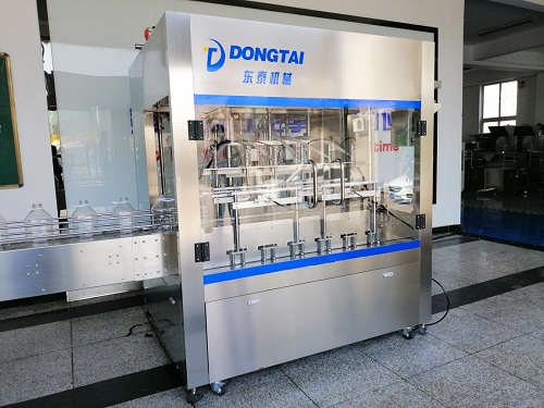 食用油灌裝機(jī)因細(xì)節(jié)而受歡迎，山東東泰為其助力