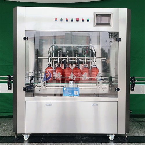 稱重式食用油灌裝機(jī)清潔不知道怎么入手？先看看這個(gè)